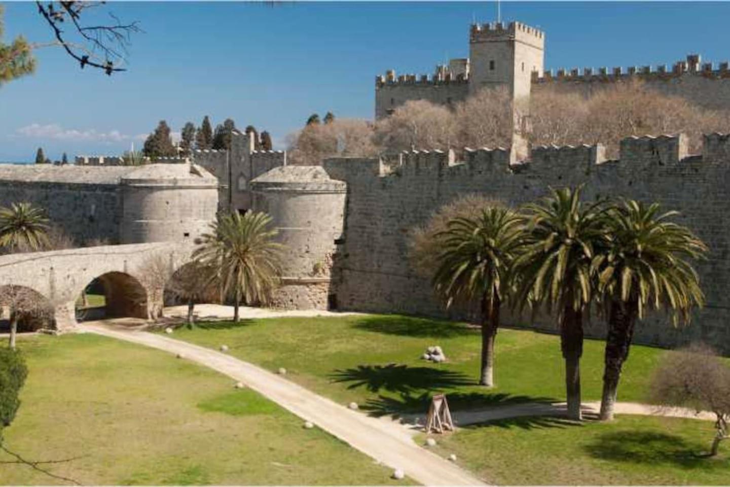 Park House -Beside The Medieval Town Of Rhodes Rhodes City エクステリア 写真